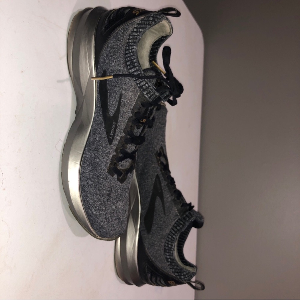 Brooks Gray Athletic Shoes - Picture 2 of 9